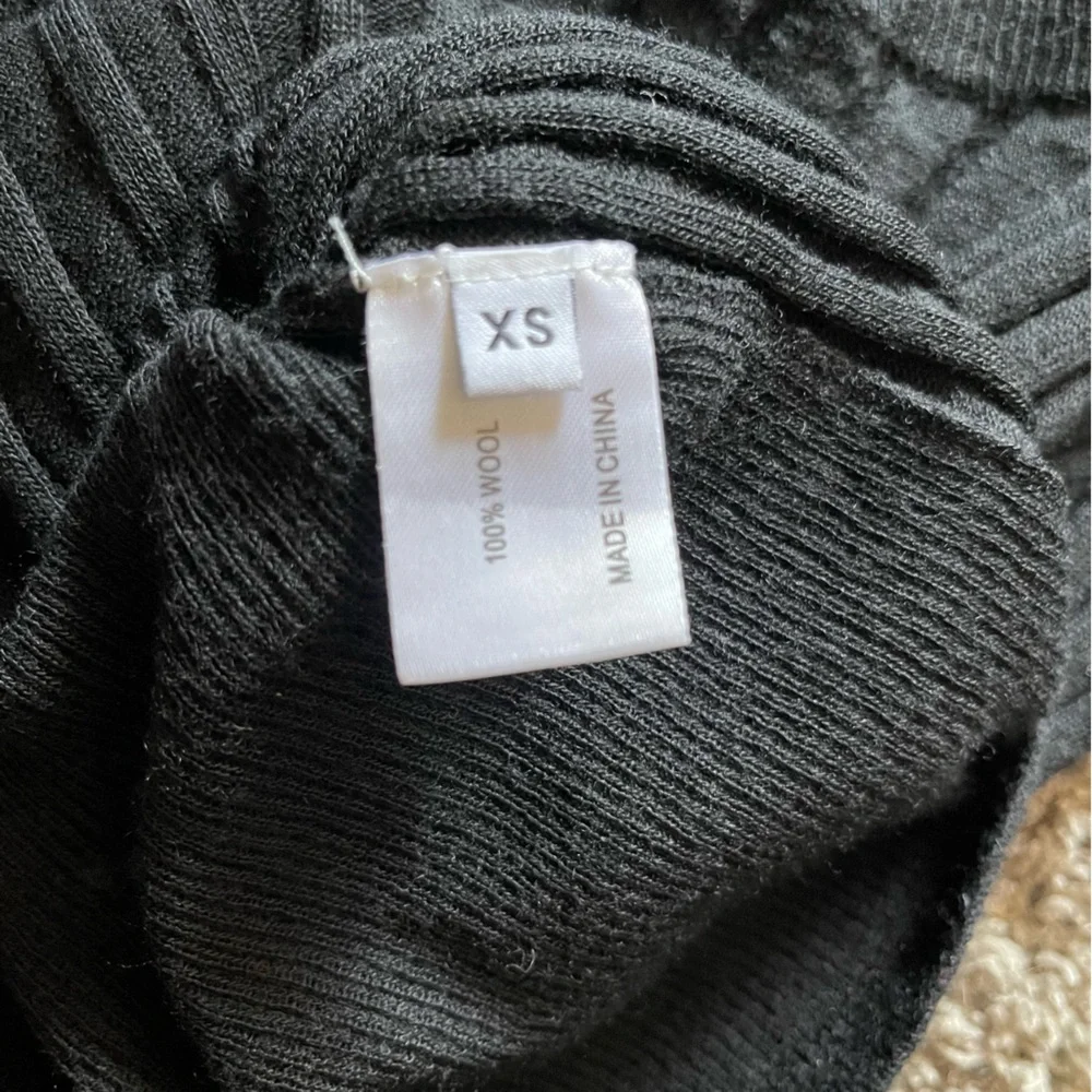 Proenza Schouler Black Wool Ribbed Knit Short Sleeve Sweater XS Cropped Academia